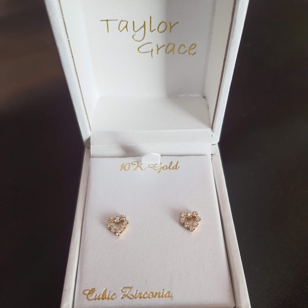 Taylor Grace heart stud earrings